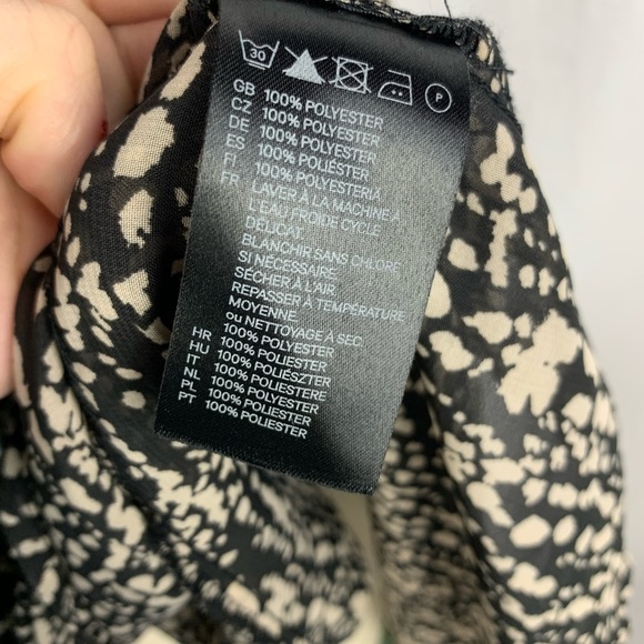 H & M oversized blouse - Picture 3 of 8